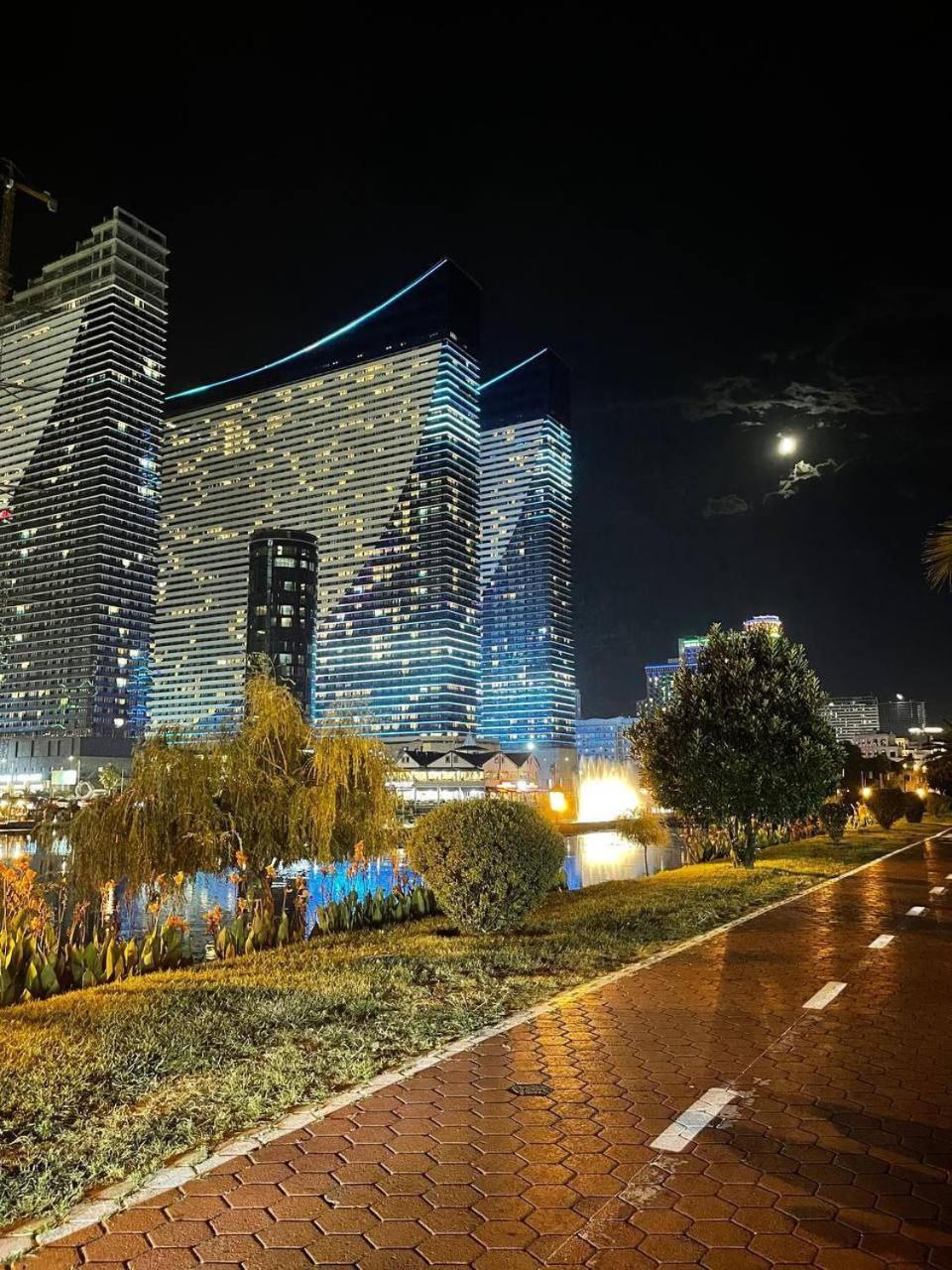 Апарт готель Orbi City Luxury Towers Батумі Екстер'єр фото
